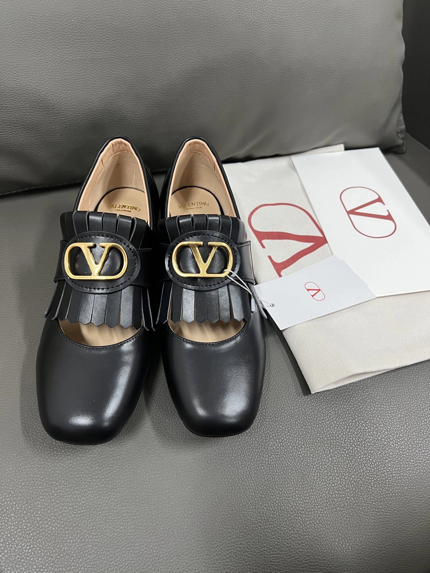 COCO-- V1859ti9o WS0LJ3DSH0NO Heel height： 2.5CM Calfskin item:E-X194D4041